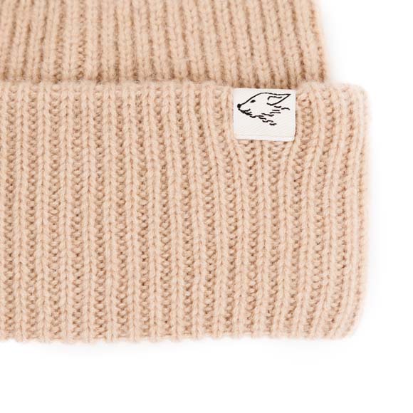 Beanie aus Kamelwolle, beige