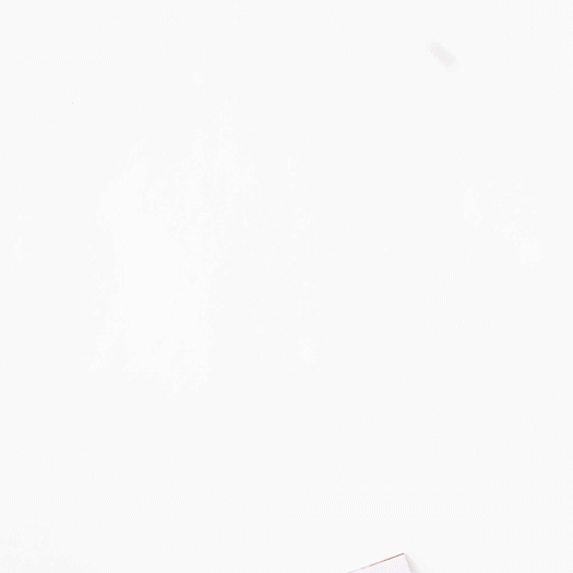 Flickset mit Stopfgarn und Nadel zum Reparieren